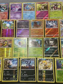 (30) Pokemon Cards Lot WOTC Vtg Holo STAMPED REVERSE Reshiram Volcarona Mesprit - Image 3