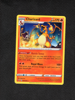 Charizard - 025/185 - Non-Holo Rare - Vivid Voltage - Pokemon Card - Image 1