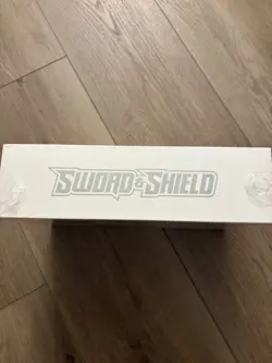 Pokemon TCG Sword and Shield Ultra Premium Collection Charizard Box 820650871115 - Image 4