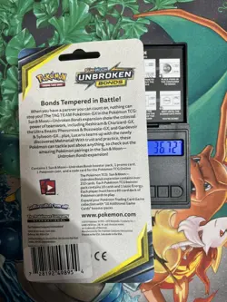 Pokemon Sun & Moon Unbroken Bonds Coin Blister Pack Pikachu Holo Promo - Image 2
