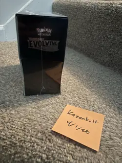 Pokemon Sword & Shield Evolving Skies Elite Trainer Box ETB Sealed - Image 4