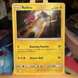 Raikou 32/73 Shining Legends Cracked Ice Holo Rare Pokemon TCG LP - Image 1