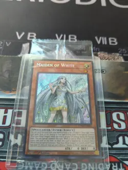 Maiden Of White SDWD-EN041 •SEALED• Secret Rare 1st Edition Structure Deck - Image 1