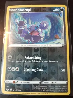 Skorupi 121/202 Reverse Holo Sword & Shield: Base Pokemon - Image 1