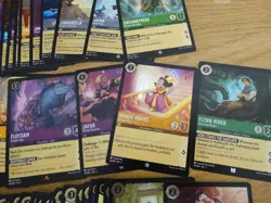 Disney Lorcana TCG Bundle over 400 Cards Mixed some Foil - Image 5