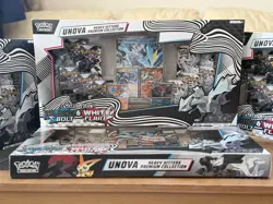 Pokemon Unova Heavy Hitters Premium Collection - Image 2