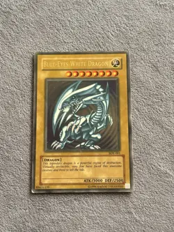 Konami Blue-Eyes White Dragon SDK-001 Ultra Rare 3000 ATK English - Image 1