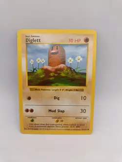 Diglett 47/102 Base Set Shadowless WOTC Pokemon Card Heavy Played Condition - Image 1