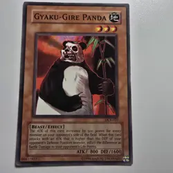 Gyaku-Gire Panda - Dark Crisis DCR-021 - Effect Beast 800/1600 - Konami Yu-Gi-O… - Image 1