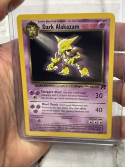 ⭐ Dark Alakazam 18/82 ⭐ Non Holo Rare Team Rocket Set Pokemon Card WOTC TCG NM - Image 1
