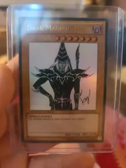 Yugioh! LP Dark Magician - JUMP-EN049 - Ultra Rare - Limited Edition Lightly Pla - Image 1