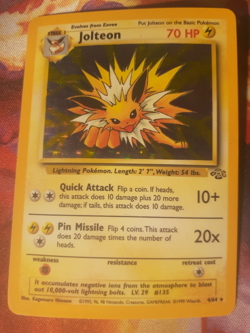 Moderately Played Pokemon TCG Jolteon Jungle 4/64 Holo Unlimited Holo Rare 1999 - Image 1