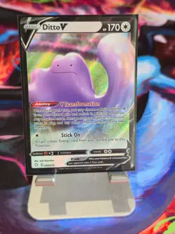 Pokemon TCG Ditto V Shining Fates 050/072 Holo Ultra Rare LP - Image 1