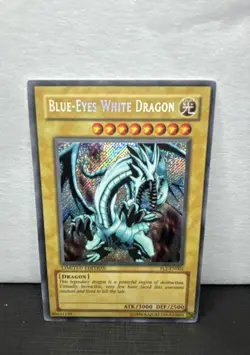Blue-Eyes White Dragon FL1-EN001 Forbidden Legacy Limited Edition VLP - Image 1