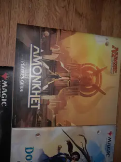 Set Of 5 Magic The Gathering Player's Guides(2019,amonkhet,dominaria,ixalan) - Image 2
