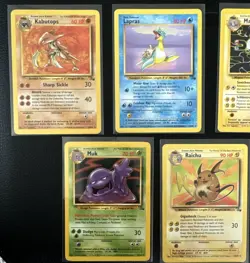Pokemon Fossil 15 Card Lot NON HOLO rare cards - Image 4