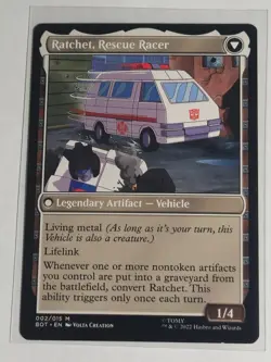 Ratchet, Field Medic M Universes Beyond: Transformers 2 LP - Image 2