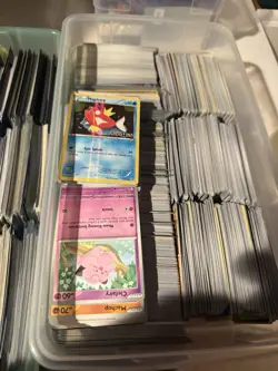 Pokemon Cards Bulk ! 4500 Cards Holos Reverse Holos Old To New - Image 1