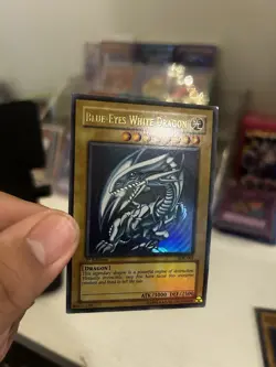 Yu-Gi-Oh Blue-Eyes White Dragon SDK-001 2002 1st Edition Ultra Rare Asia English - Image 5