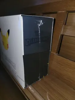 Pokemon TCG: 25th Anniversary Celebrations Elite Trainer Box (2021) 820650809439 - Image 3