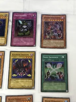 Yu-Gi-Oh TCG 1st Edition & Holo Vintage Card Lot Holos 1st Edition X25 Cards - Image 5