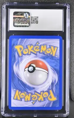 CGC 7.5 GYARADOS 4 CRACKED ICE HOLO HEARTGOLD & SOULSILVER POKEMON NEAR MINT - Image 2