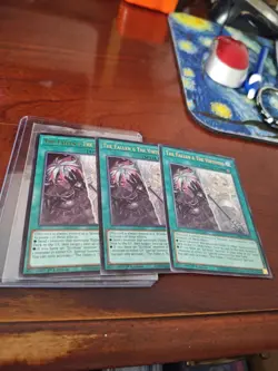 x1 The Fallen & The Virtuous - Ultra Rare - CH01-EN019 - NM 1st - Yugioh - Image 2