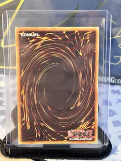 Yugioh! Illusion Gate MZMU-EN023 Secret Rare 1st Edition - Image 2