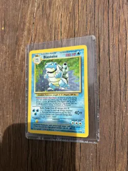 Pokemon Blastoise 002/102 Base Set Holo Rare Card English - Image 1