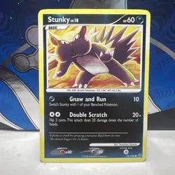 Stunky 76/100 Stormfront Reverse Holo Common 2008 English Pokemon TCG Card - Image 1