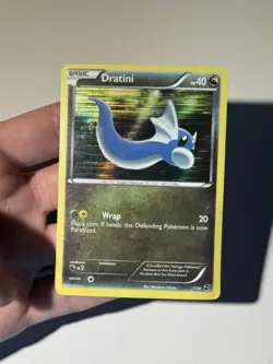 Dratini 1/20- MP-Dragon Vault-Black & White Holo- Pokemon - Image 3