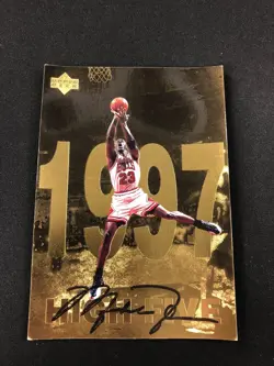 UPPER DECK MICHAEL JORDAN GOLD SERIES OVERSIZED CARD! 1997 - Image 1