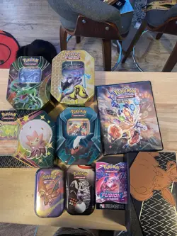 Pokemon Lot Binder & Tins 1000+ Cards - Image 1