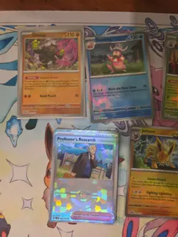 Pokemon TCG - Prismatic Evolutions - Pokeball Reverse Holo 17 Card Lot - Image 4