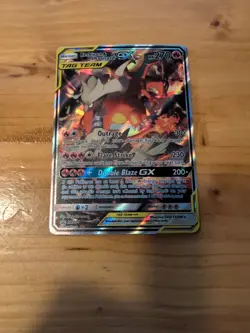 Pokemon TCG Reshiram & Charizard GX SM201 - Image 2
