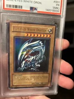 Blue-Eyes White Dragon SDK-001 Starter Deck: Kaiba Unlimited PSA 1 (MK) - Image 3