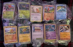 1000 Pokemon Cards Bulk Lot 900 Common and Uncommon 100 Reverse And holos - Image 1