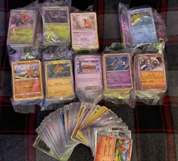 1000 Pokemon Cards Bulk Lot 900 Common and Uncommon 100 Reverse And holos - Image 3