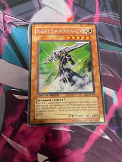 YUGIOH - SILENT SWORDSMAN LV5 - SECRET RARE - EEN - NM - LIMITED - Image 1