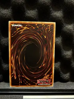 Yu-Gi-Oh! Blue-Eyes White Dragon Ultra Rare JUMP-EN068 Magazine Konami - Image 2