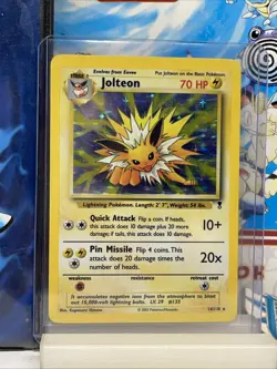 2002 Pokemon Jolteon Legendary Collection #14/110 Holo Rare Card - Image 1