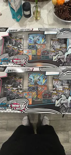 *SHIPS NOW* Pokemon TCG: Unova Heavy Hitters Premium Collection 2-pack In Hand - Image 1