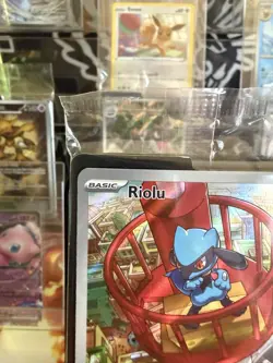 Pokemon Riolu Me: Mega Evolution Promo 010 Holo 2025 Basic 80 HP - Image 2