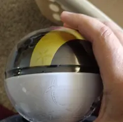 Pokemon TCG D21 2020 Poke Ball Tin Ultra Ball Brand New & Sealed 3 Booster Packs - Image 4