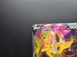 Jolteon V SWSH183 - Sword & Shield Black Star Promo - Pokemon NM - Image 3