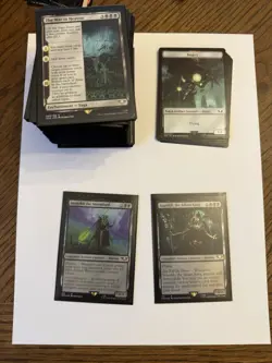 MTG Warhammer 40,000 Necron Dynasties, Commander Deck + Sleeved + Deck Box - Image 2