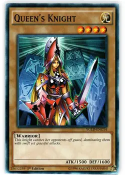 Queen's Knight - YGLD-ENC14 - Common - 1st Edition - Heavily Played - Yugi's Leg - Image 1