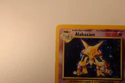 Pokemon Card Alakazam 1/102 Base Set Holo Rare WOTC Vintage - Image 2
