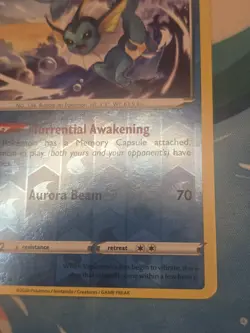 Vaporeon 30/185 Vivid Voltage Reverse Holo Rare Pokemon Card Pokemon TCG 030 - Image 3