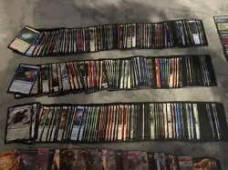 Lot of 474 Magic The Gathering Lord of the Rings Art Cards Gold Stamp 40+ Holos - Image 2